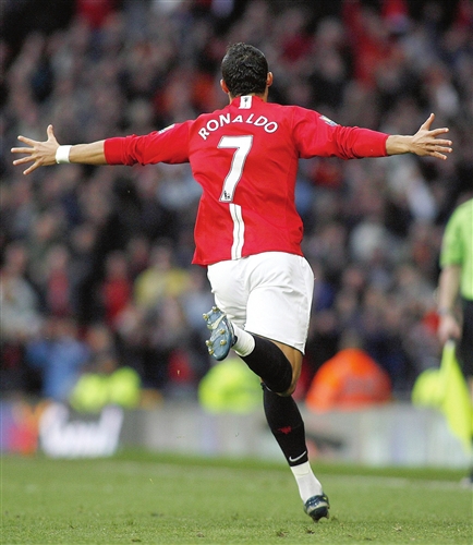 使得球迷对 使得球迷对